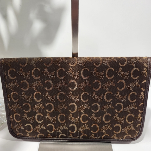 Celine Brown Textured Bag with Leather Closure - Picture 12 of 16
